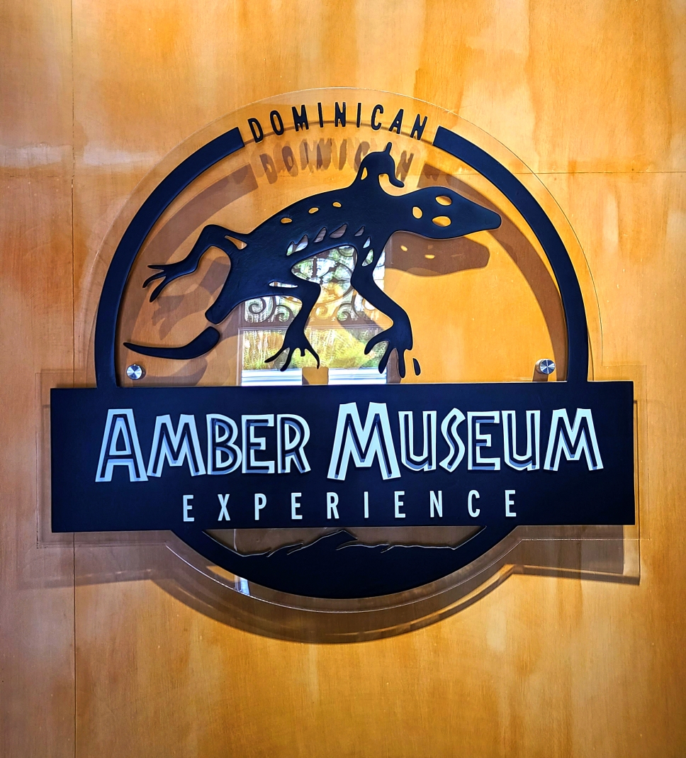 Dominican amber museum logo