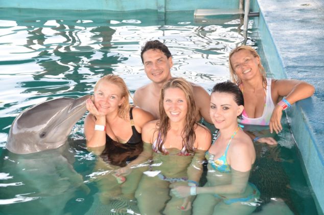 Family with dolphin encounter
