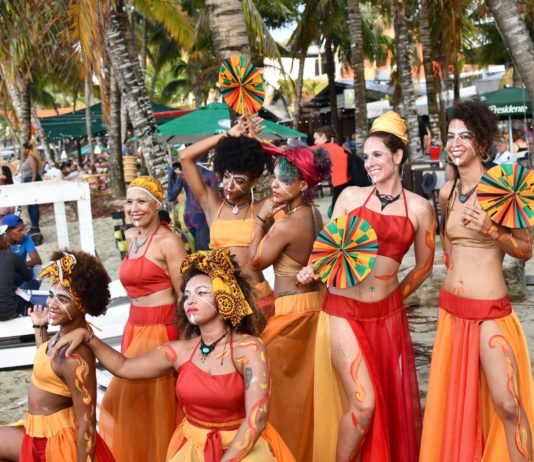 2018 Cabarete Carnival The Yemalla dance group in Cabarete
