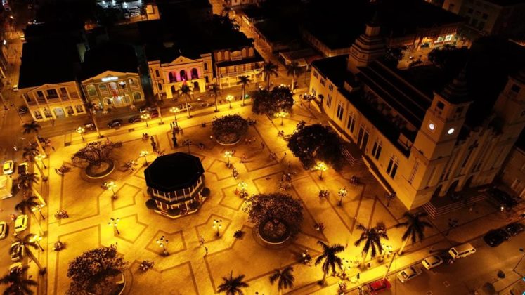 drone view of the cathedral san felipe at night