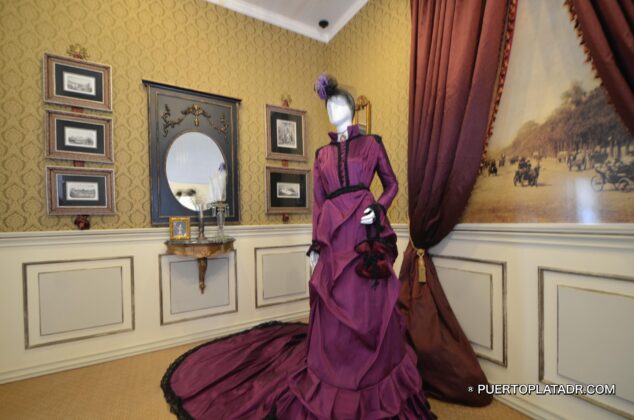 A Victorian dress on display