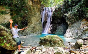 La Rejoya Waterfall Trekking The guide next to the waterfall
