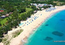 Playa Dorada Beach Turquoise blue waters of Playa Dorada