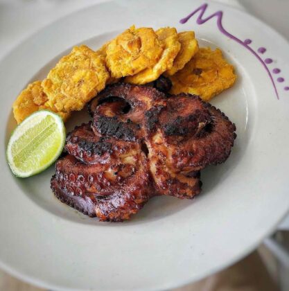 Octopus with plantains