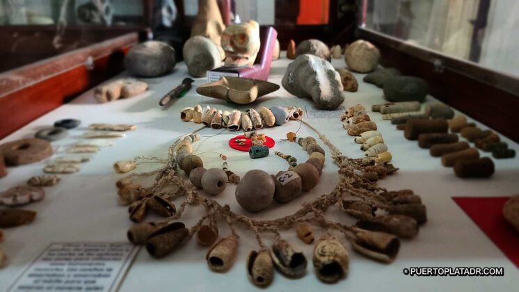 beads jewelry of Taino origin