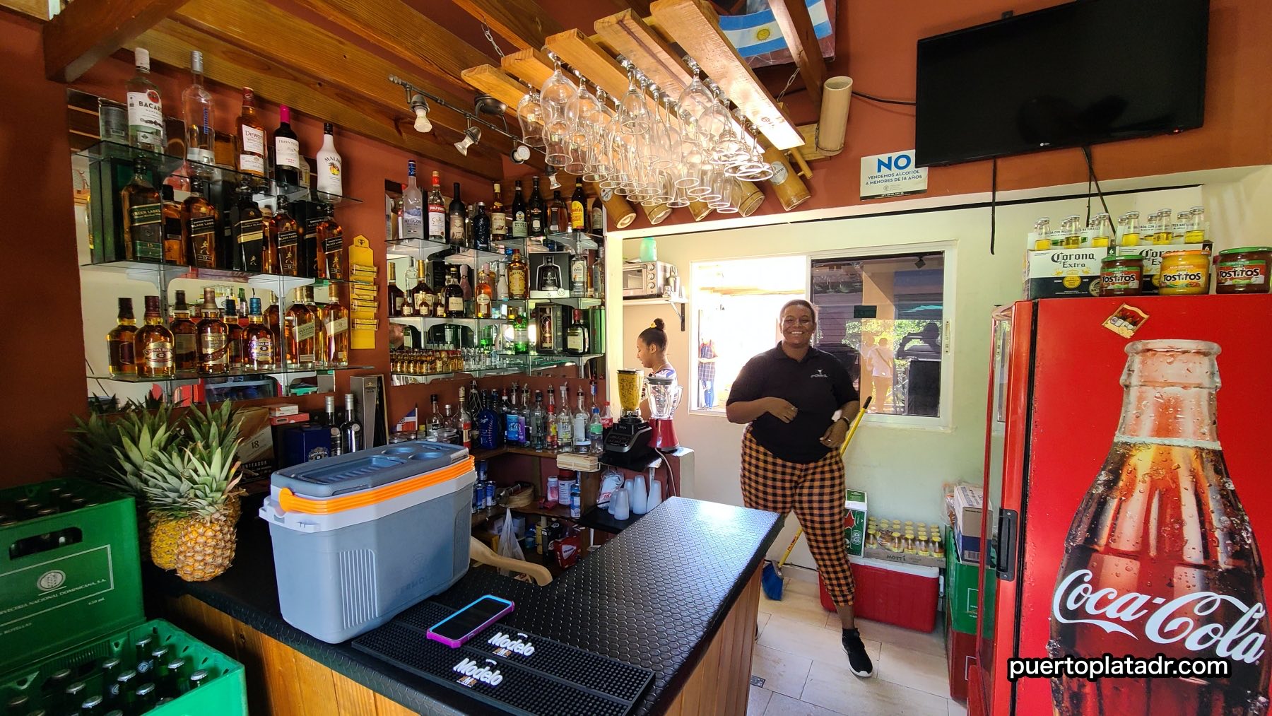 The Clase Bar at La Playita