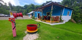 Cafe Del Yaroa Beautiful motifs for photo opp