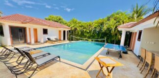 6 Bedroom Villa For Sale in Sosua